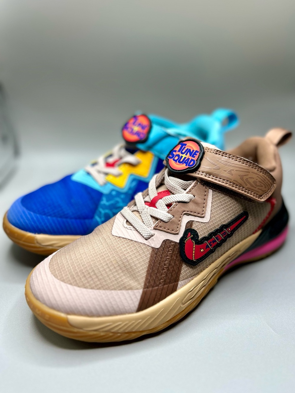 Nike LeBron 18 Low Space Jam Wile E Vs Roadrunner Tune Squad Sneakers